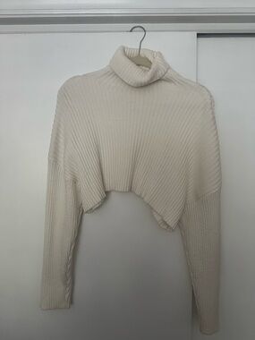Cropped Ribbed Turtleneck Sweater - Cream